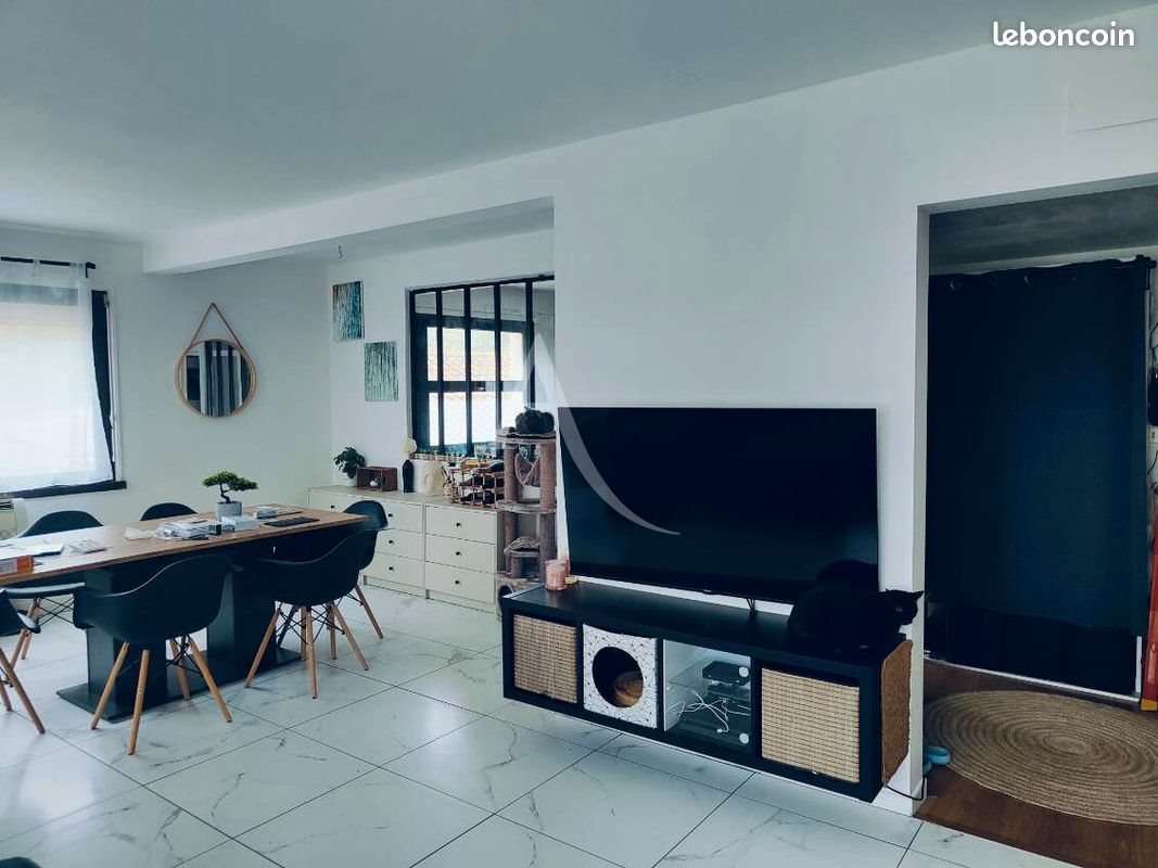 Appartement à louer, 103m², La Crau