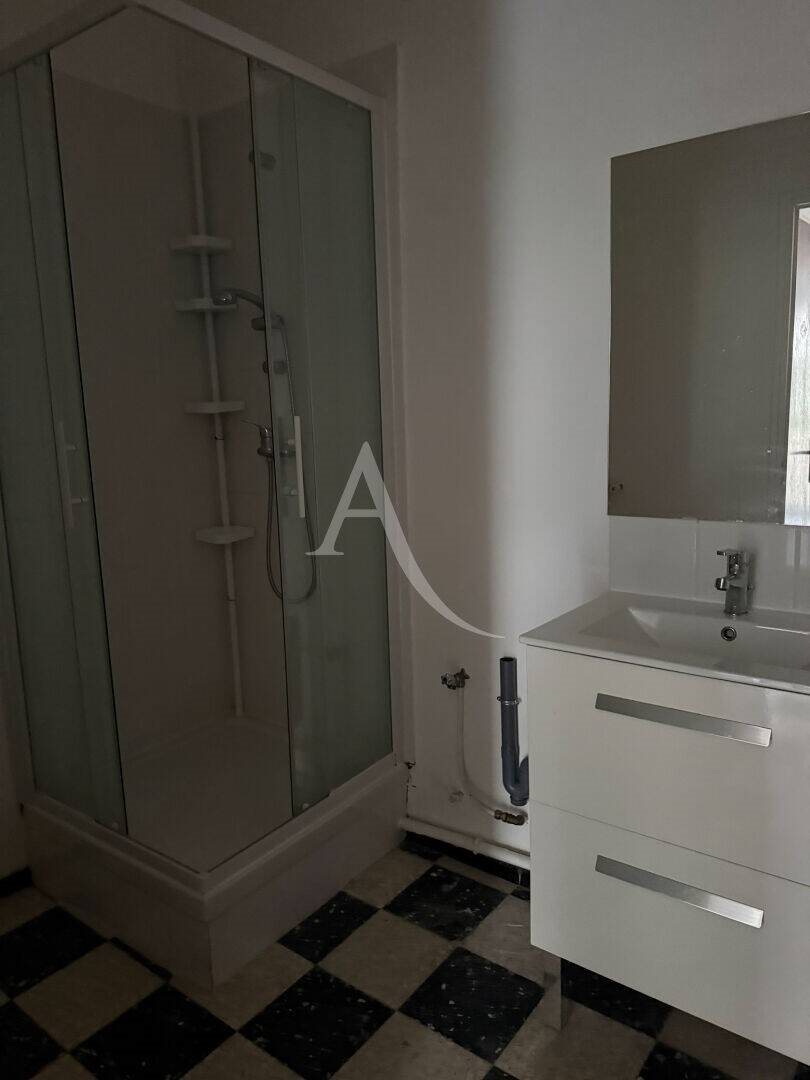 Appartement à louer, 63m², La Crau