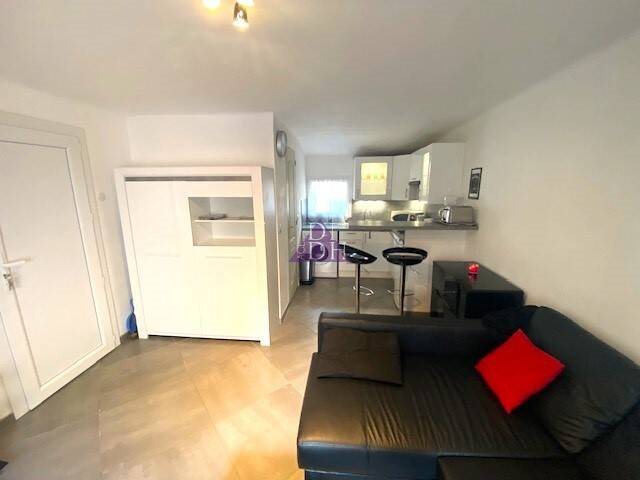 Appartement à louer, 21m², Bormes-les-Mimosas