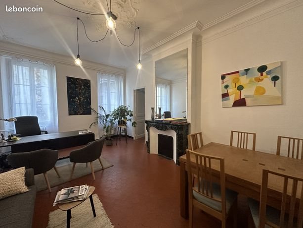 Appartement à louer, 67m², Toulon