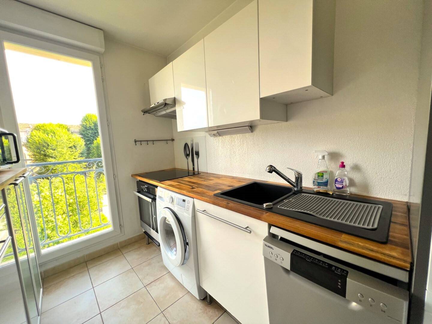Appartement à vendre, 43m², Saint-Maximin-la-Sainte-Baume