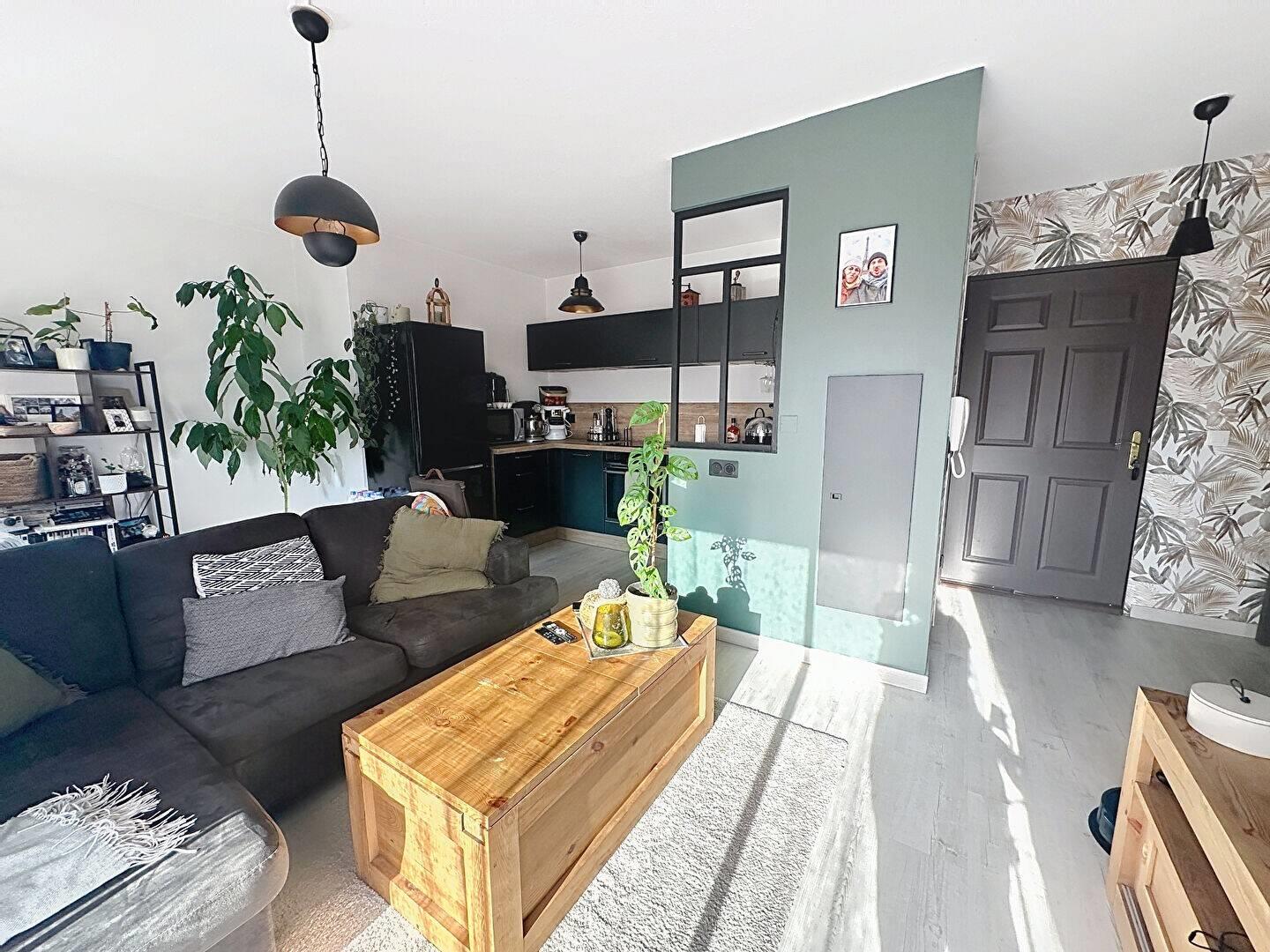 Appartement à louer, 39m², Aramon