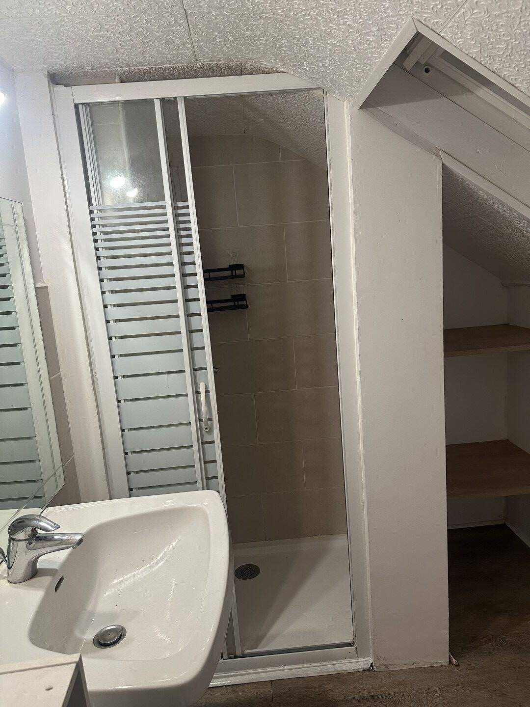 Appartement à louer, 90m², Isle