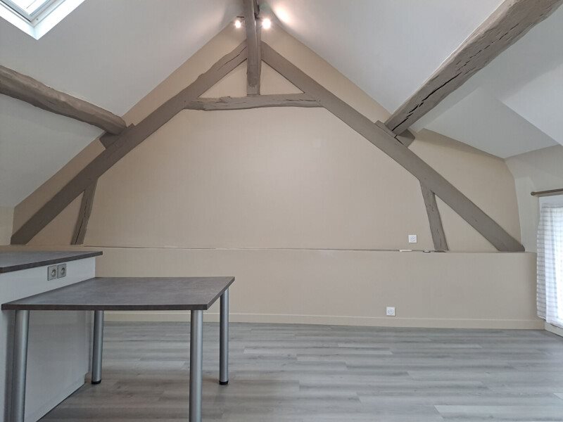 Appartement à louer, 46m², Pecqueuse