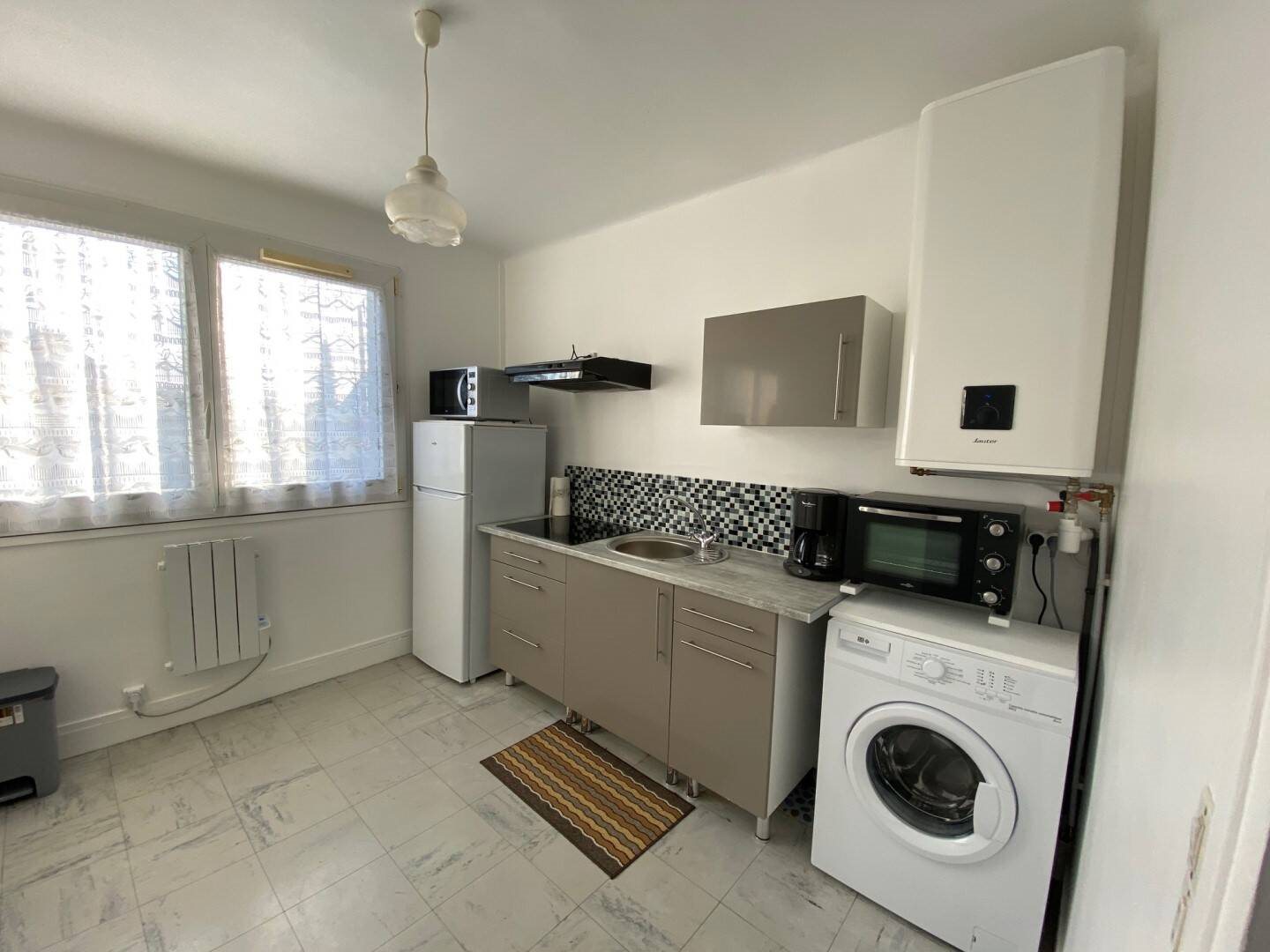 Appartement à louer, 25m², Paray-Vieille-Poste
