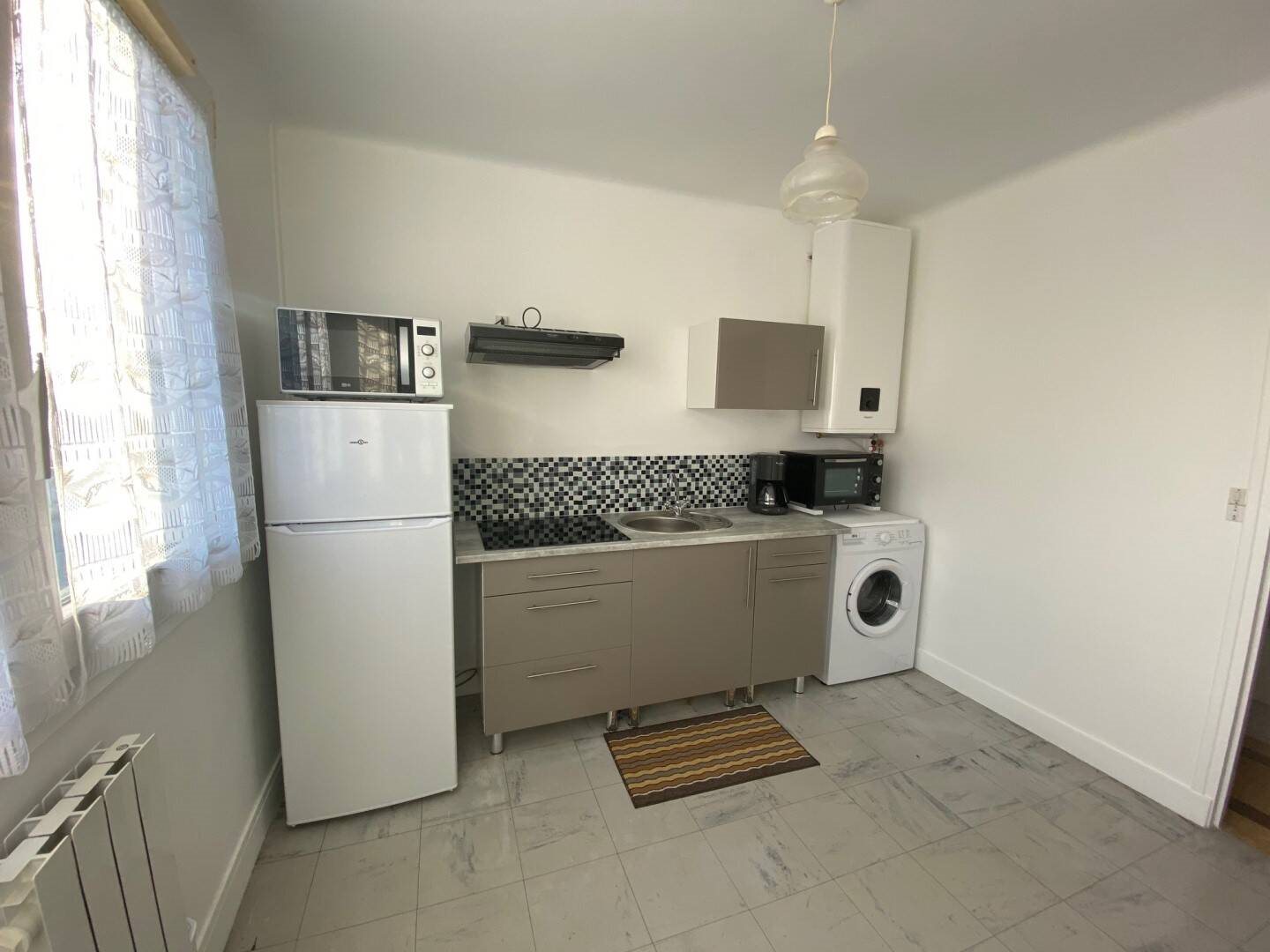 Appartement à louer, 25m², Paray-Vieille-Poste