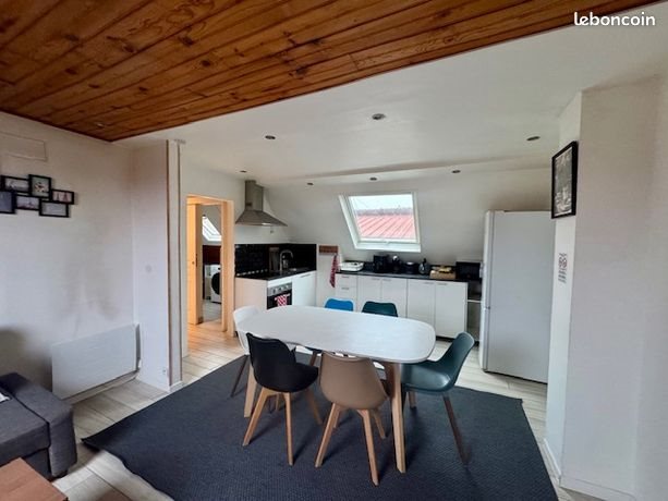 Appartement à louer, 60m², Paray-Vieille-Poste