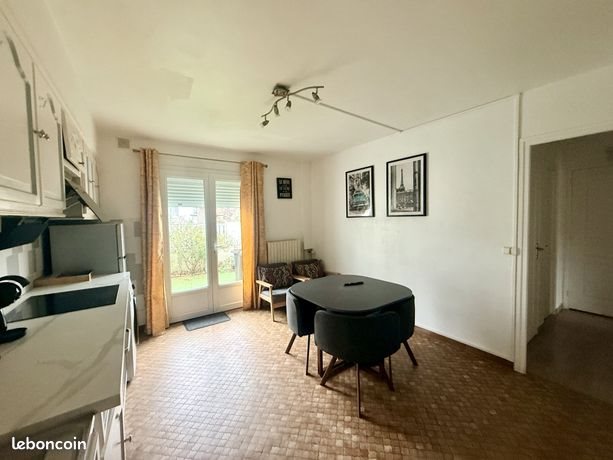 Appartement à louer, 48m², Paray-Vieille-Poste