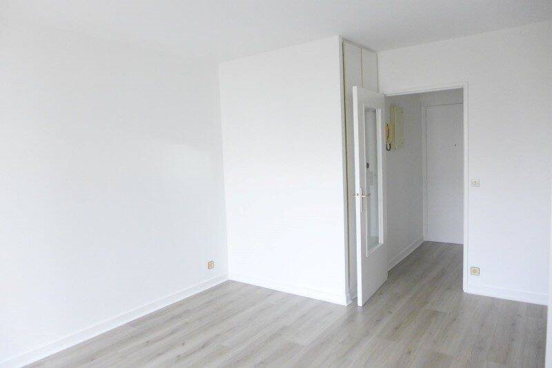 Appartement à louer, 21m², Garches
