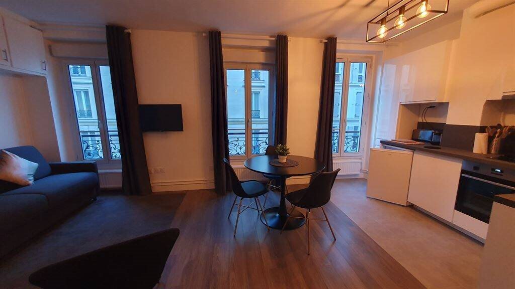 Appartement à louer, 28m², Paris 17ème