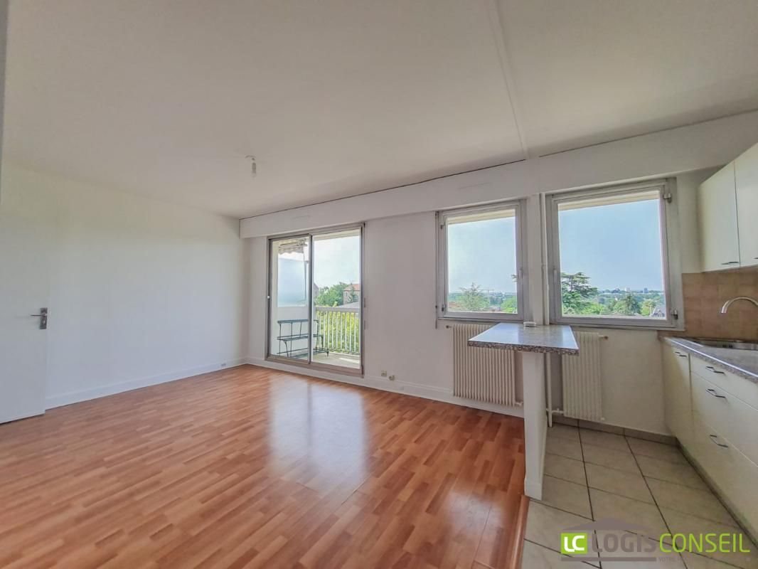 Appartement à louer, 28m², Sceaux