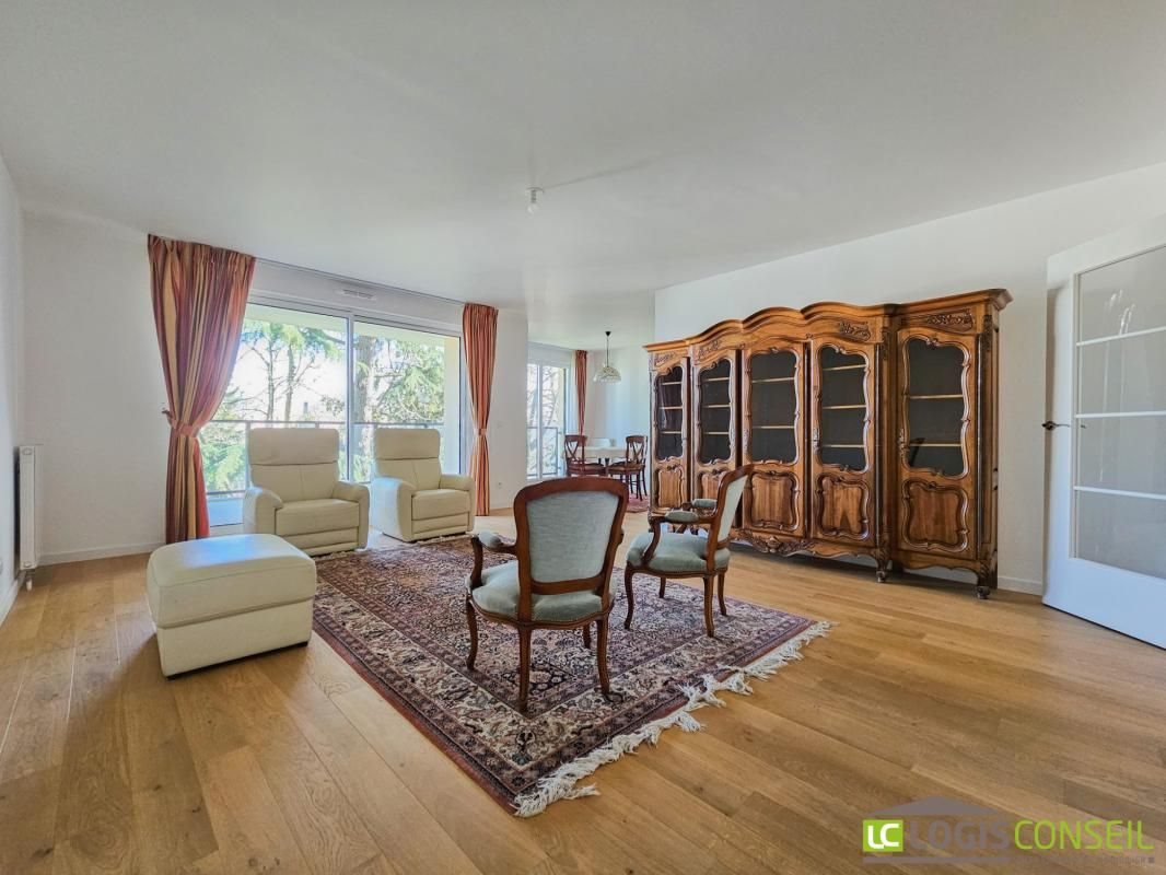 Appartement à louer, 116m², Sceaux