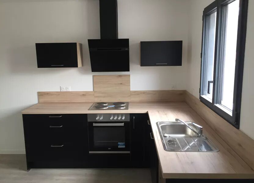 Maison à louer, 68m², Thairé