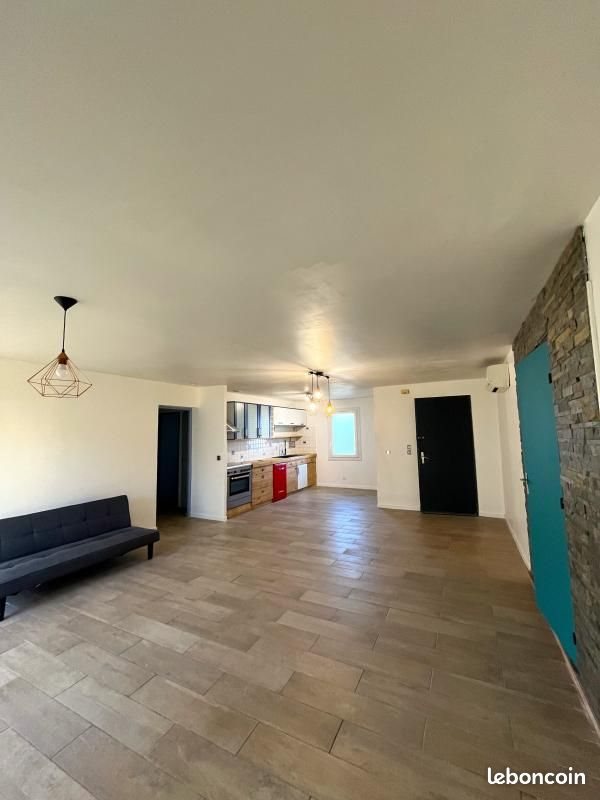 Maison à louer, 103m², Oraison