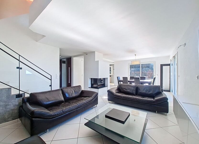 Maison à louer, 131m², Massongy