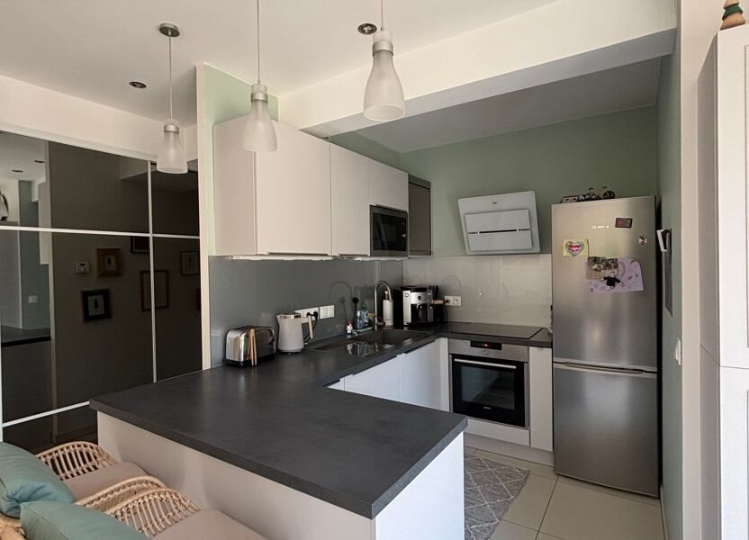 Maison à louer, 91m², Gex