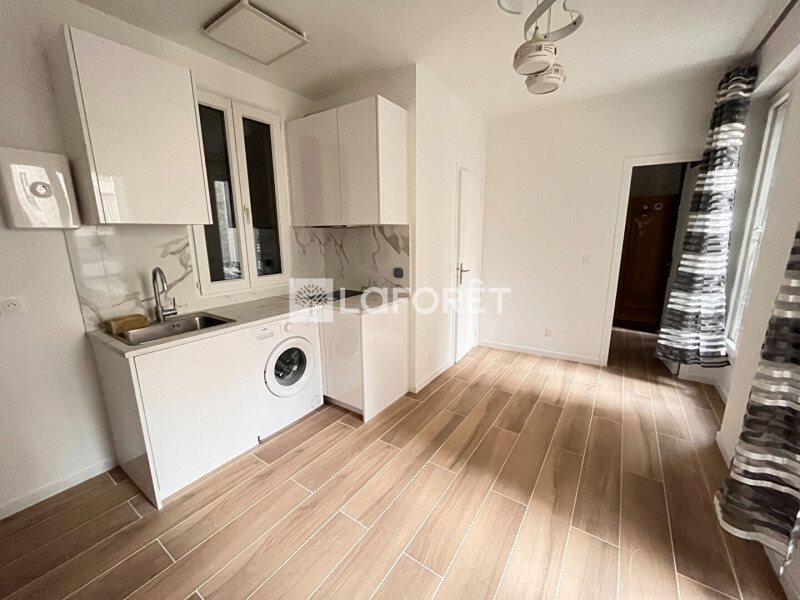 Appartement à louer, 24m², Paris 17ème