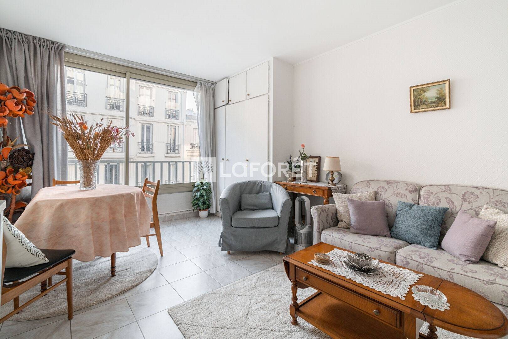 Appartement à louer, 28m², Paris 17ème