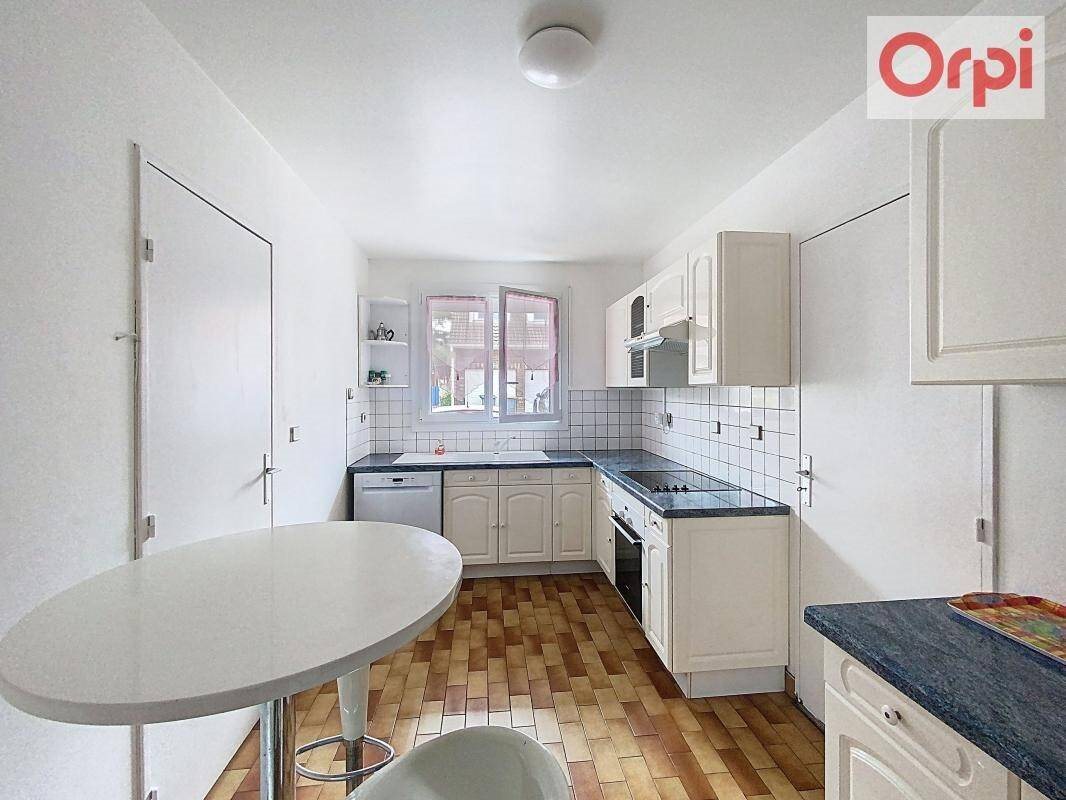 Maison à vendre, 113m², Montigny-le-Bretonneux