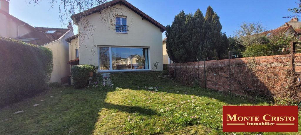 Maison à louer, 111m², Le Chesnay