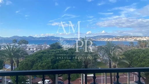 Zeer mooie studio op hoge verdieping - uitzicht op zee - Cannes Croisette
