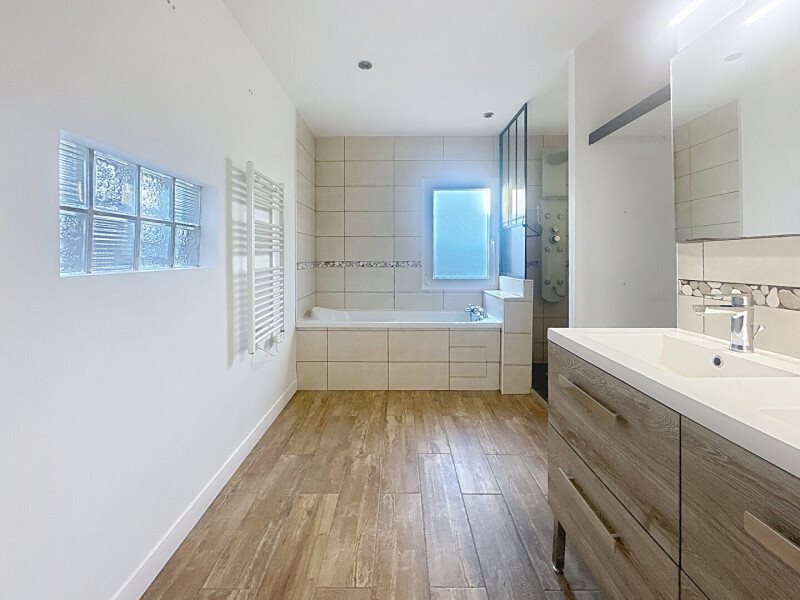 Maison à vendre, 135m², Saint-Médard-en-Jalles