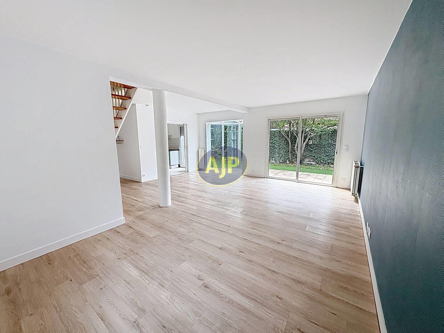 Maison à louer, 112m², Bordeaux