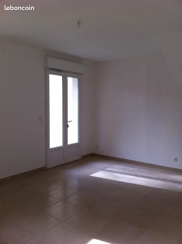Maison à louer, 75m², Oraison