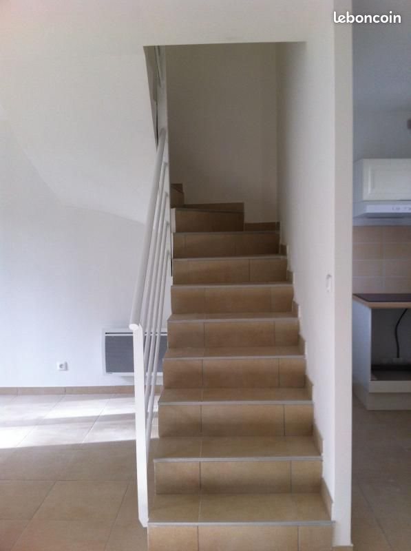 Maison à louer, 75m², Oraison