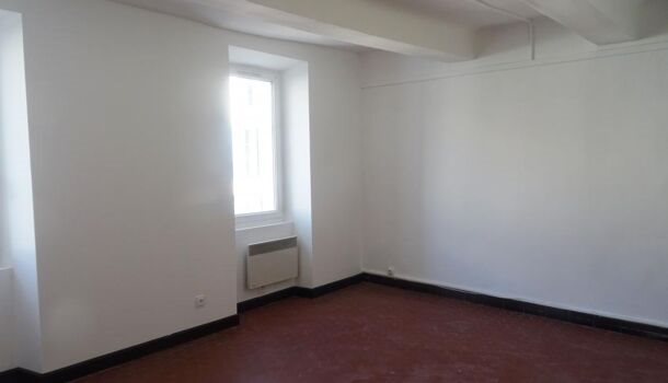 Appartement à louer, 54m², Saint-Zacharie