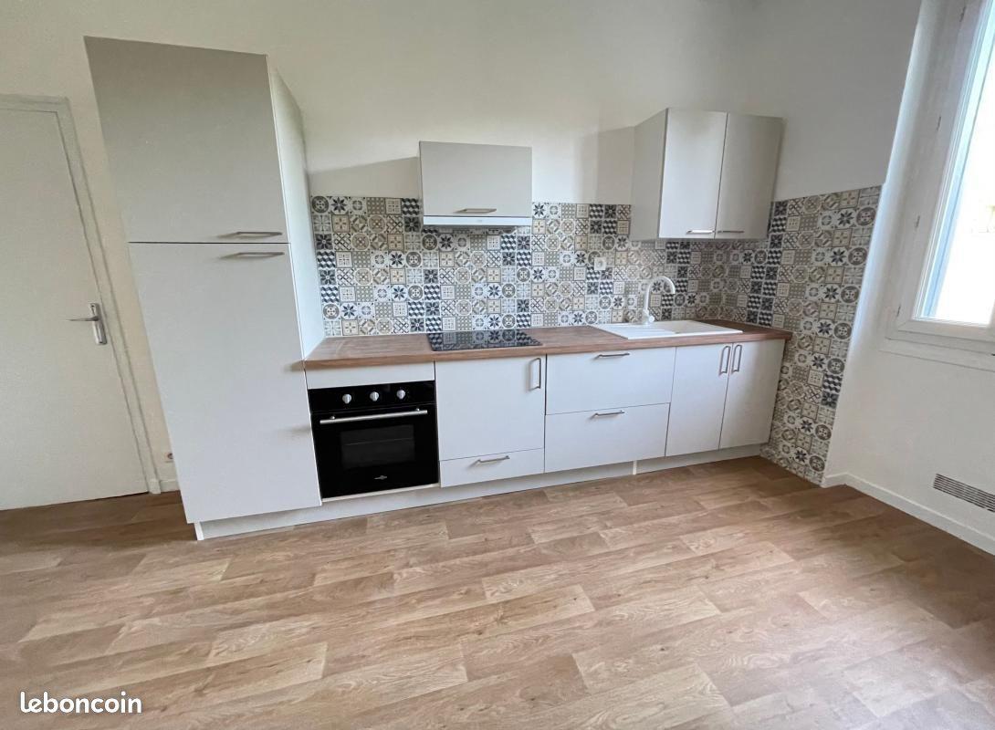 Appartement à louer, 72m², Nîmes