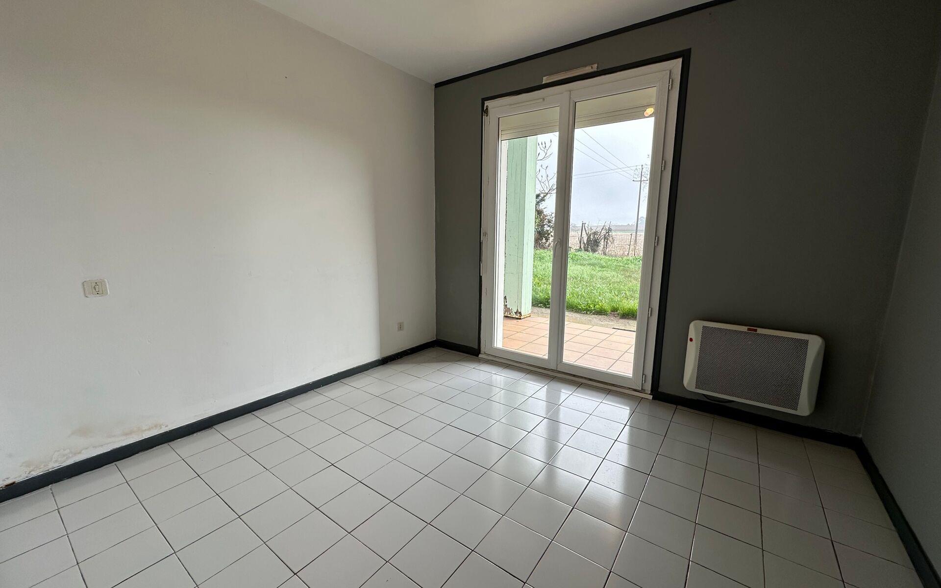 Maison à vendre
 

 6 pièces • 
 
 
 

 
 Saint-Cricq-Villeneuve