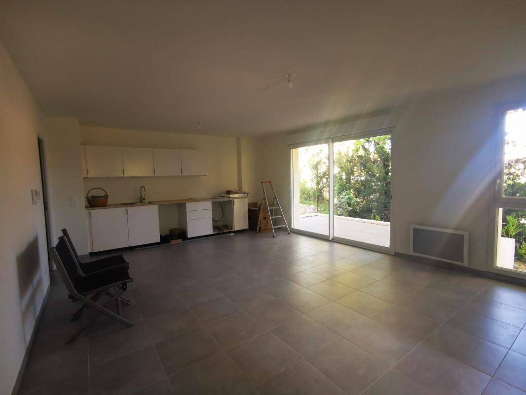 Appartement à louer, 63m², Villeneuve-lès-Avignon