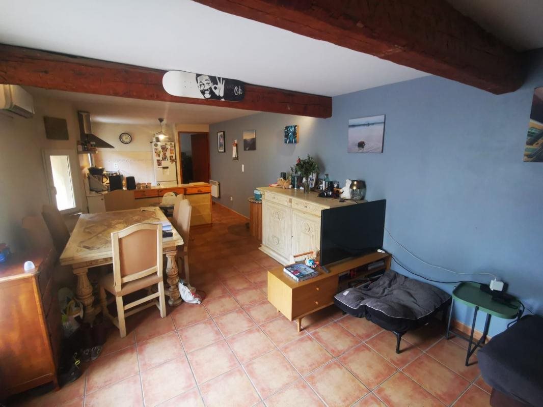 Maison à louer, 67m², Estézargues