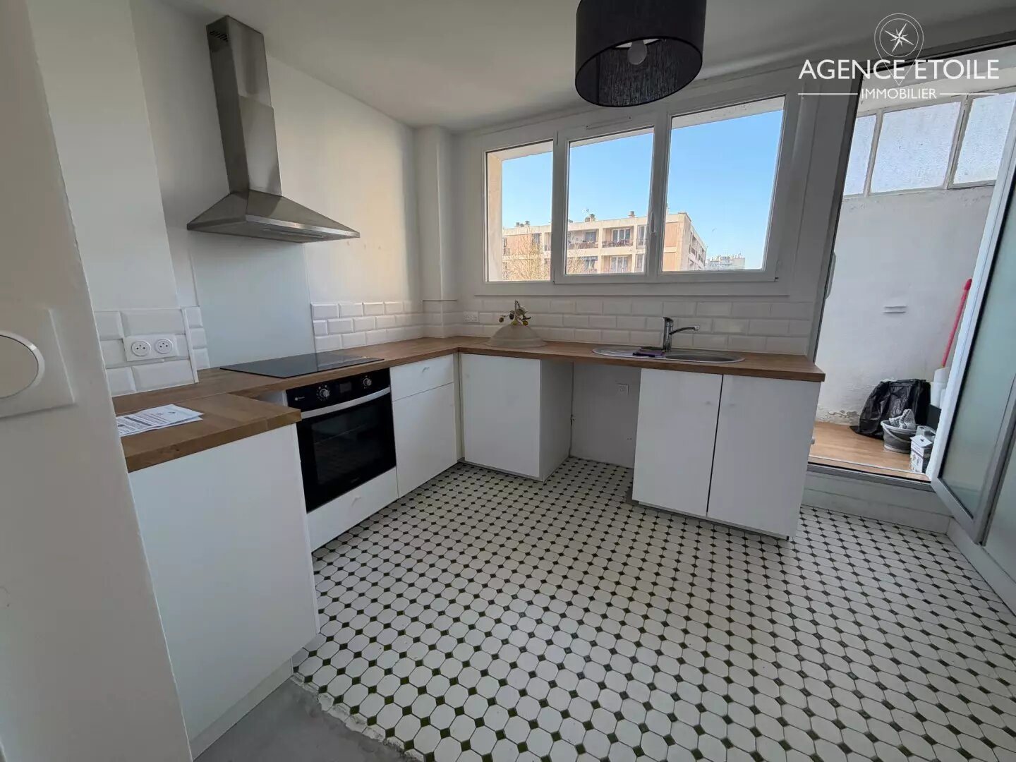 Appartement à louer, 56m², Marseille 8ème