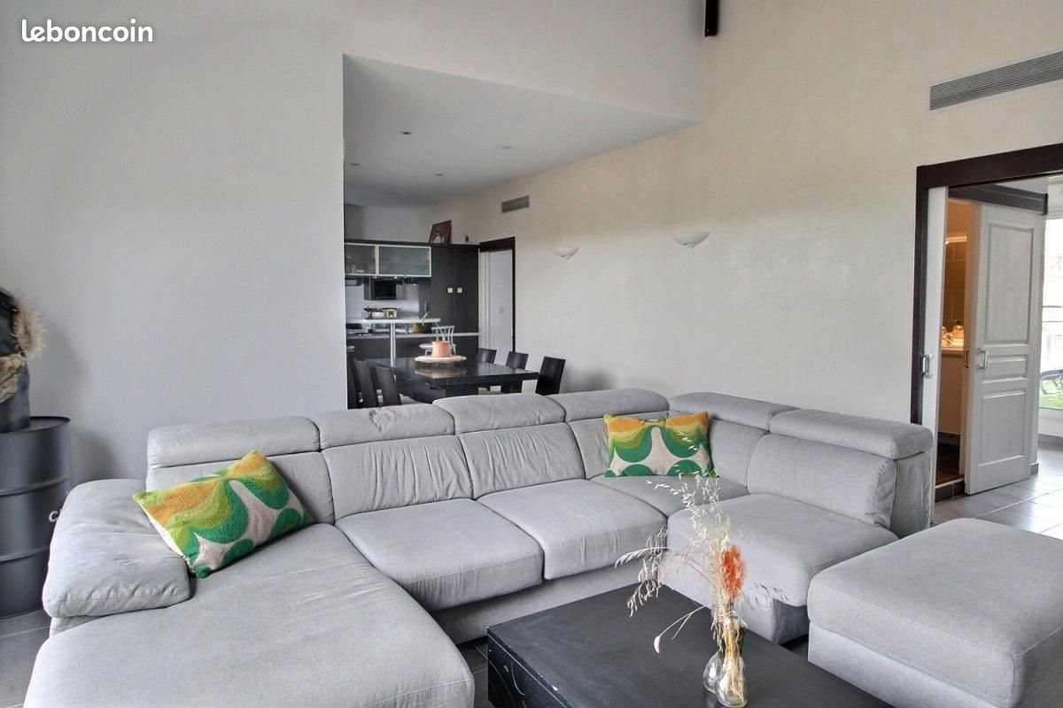 Appartement à louer, 99m², Marseille 13ème