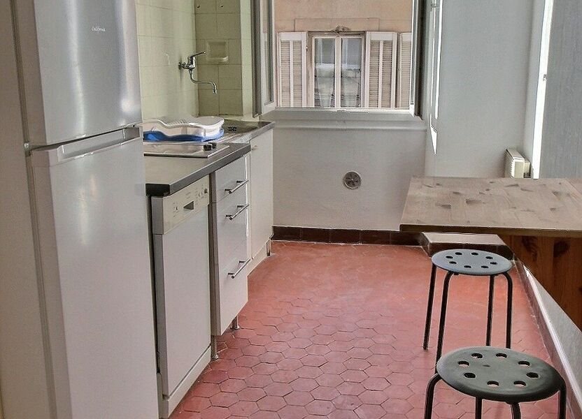 Appartement à louer, 29m², Marseille 5ème