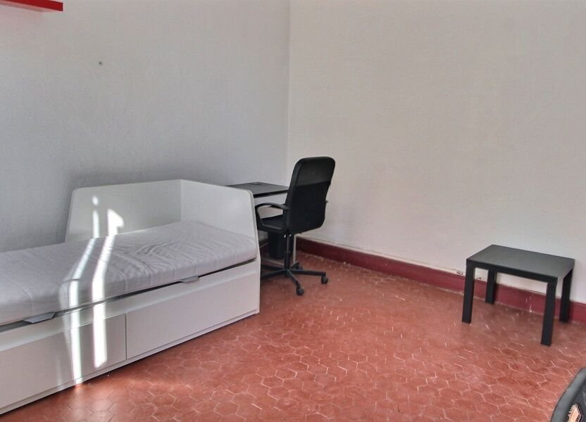 Appartement à louer, 29m², Marseille 5ème