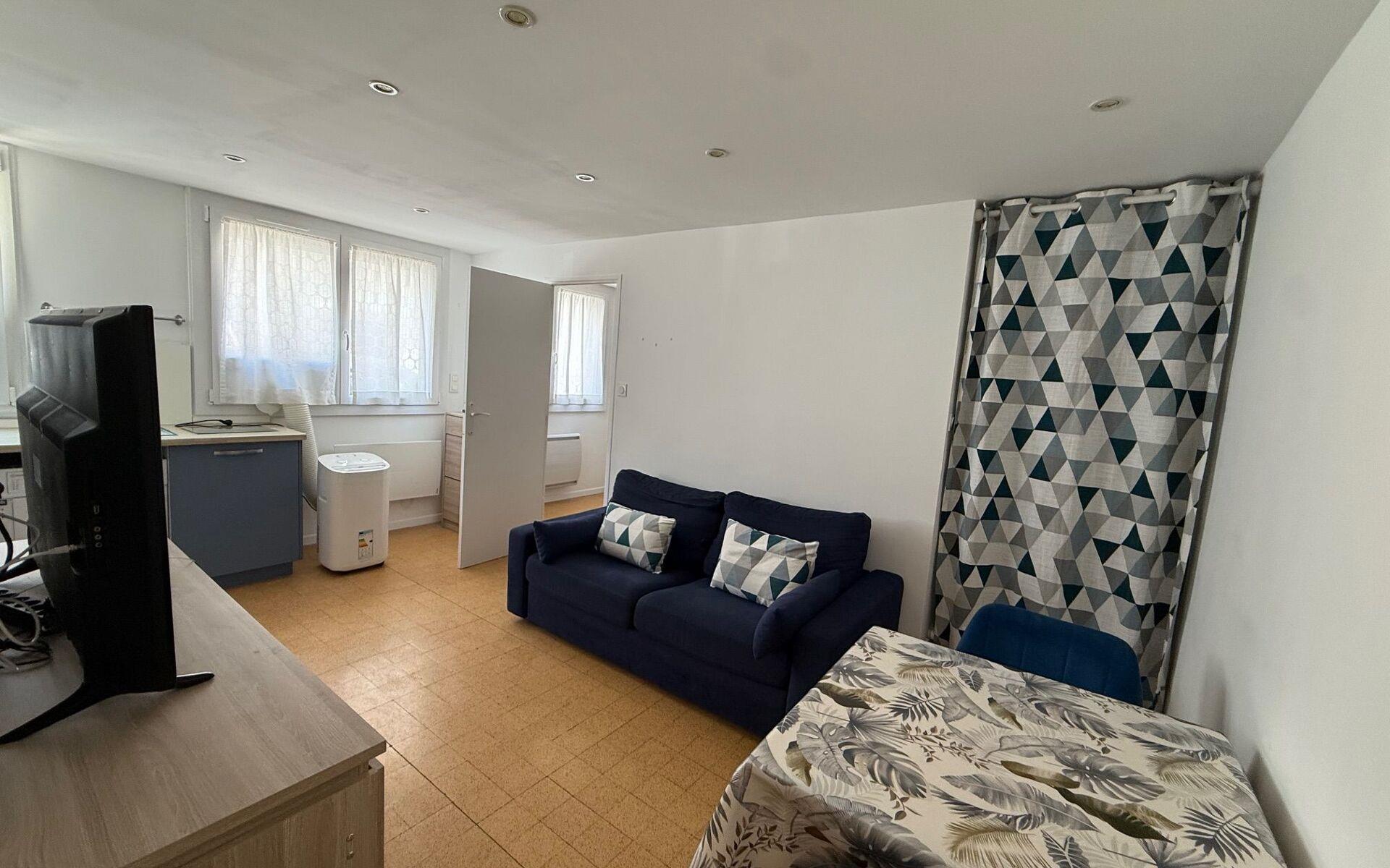 Appartement à louer, 36m², Marseille 8ème