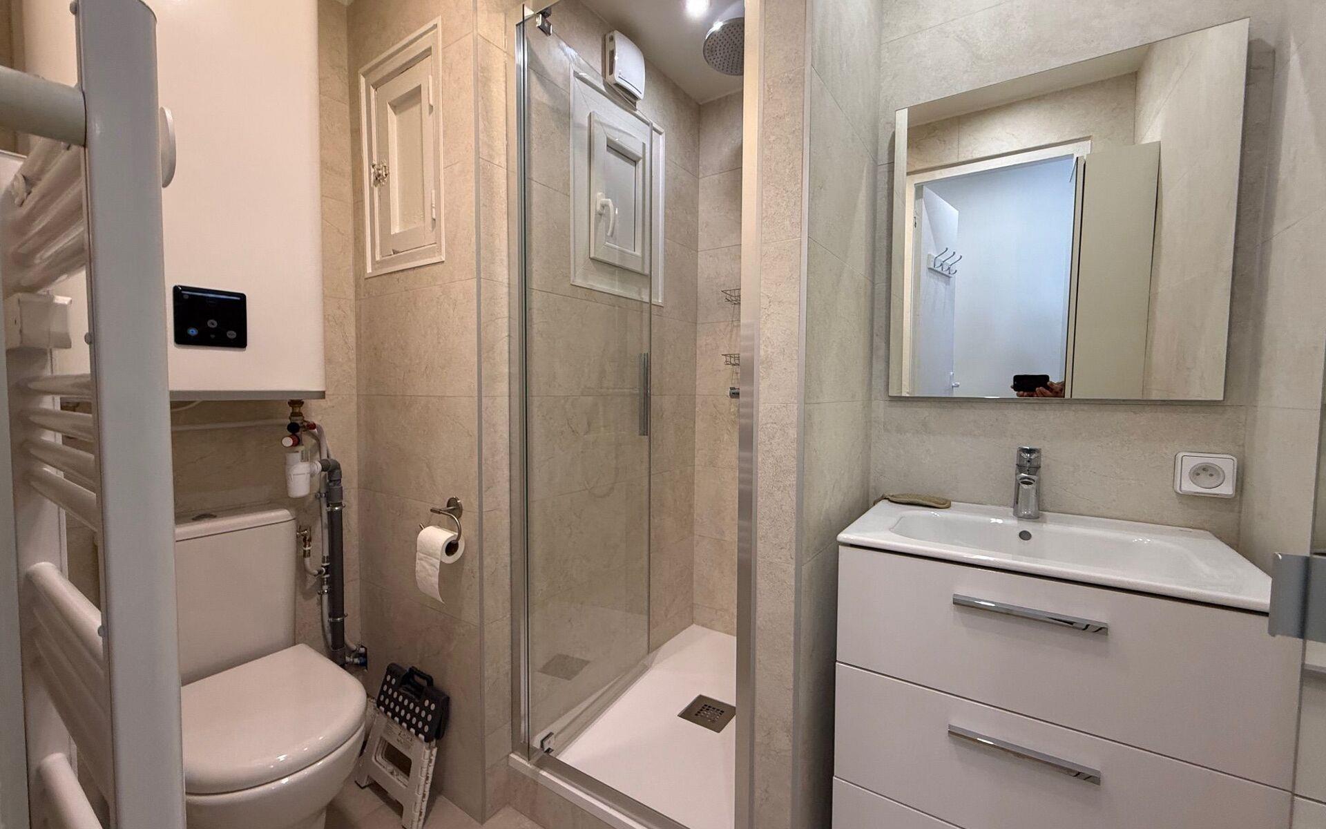 Appartement à louer, 36m², Marseille 8ème