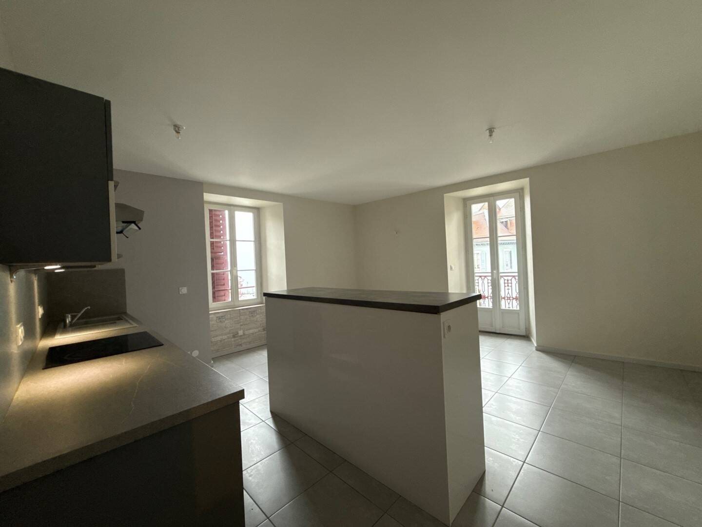 Appartement à louer, 62m², Evian-les-Bains