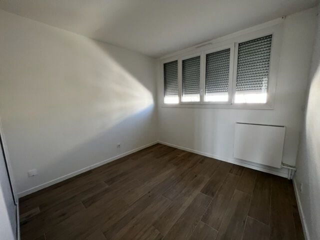 Appartement à louer, 60m², Carros