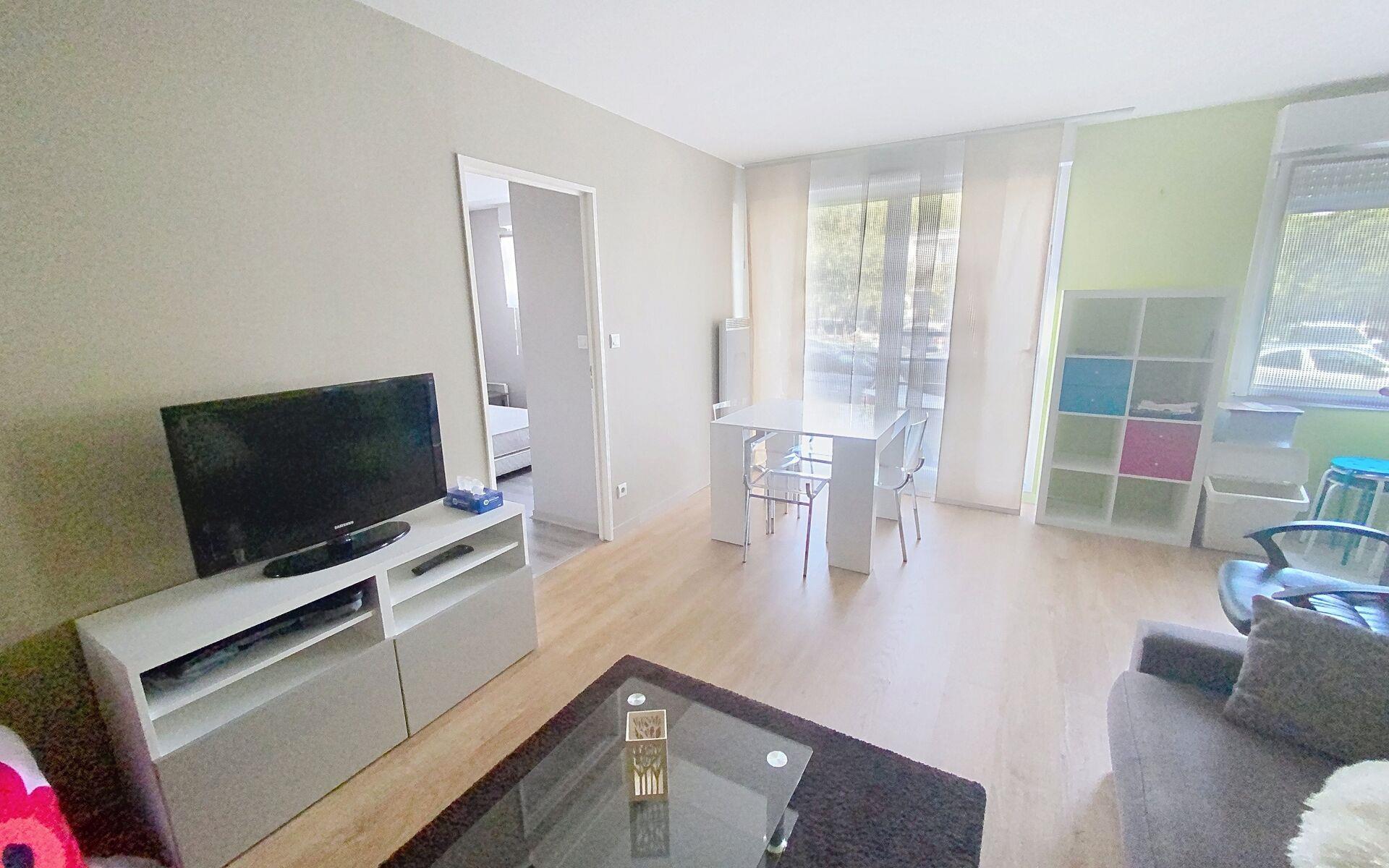 Appartement à louer, 47m², Tours