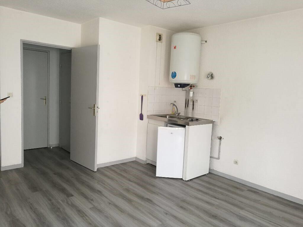 Appartement à louer, 22m², Tours