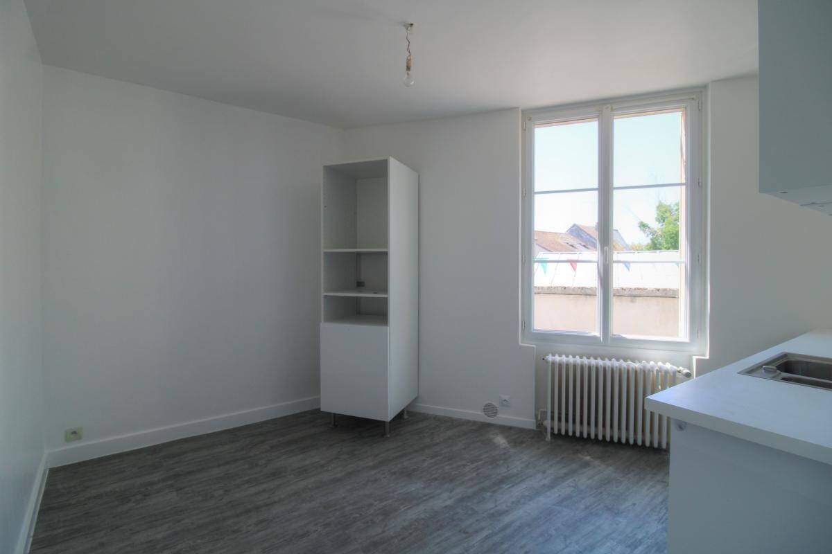 Appartement à louer, 64m², Châtillon-Coligny