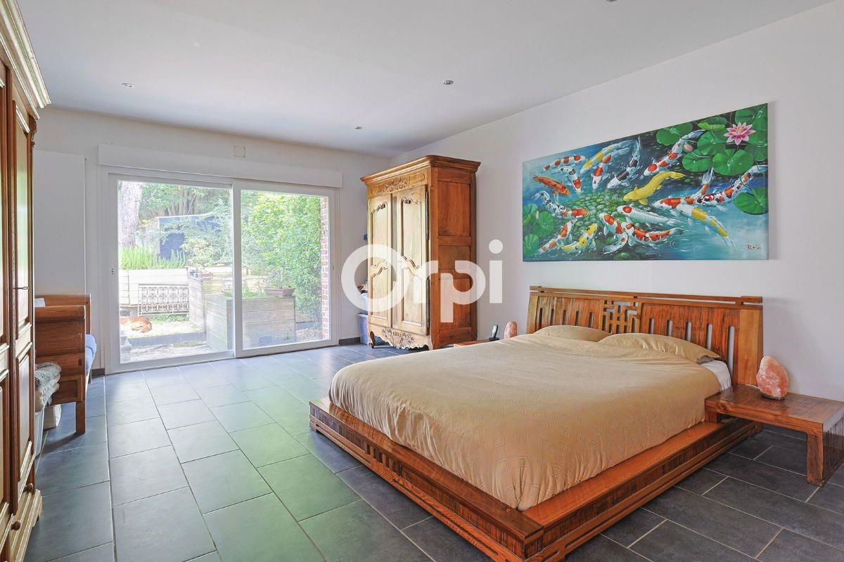 Purchase: House (7700)