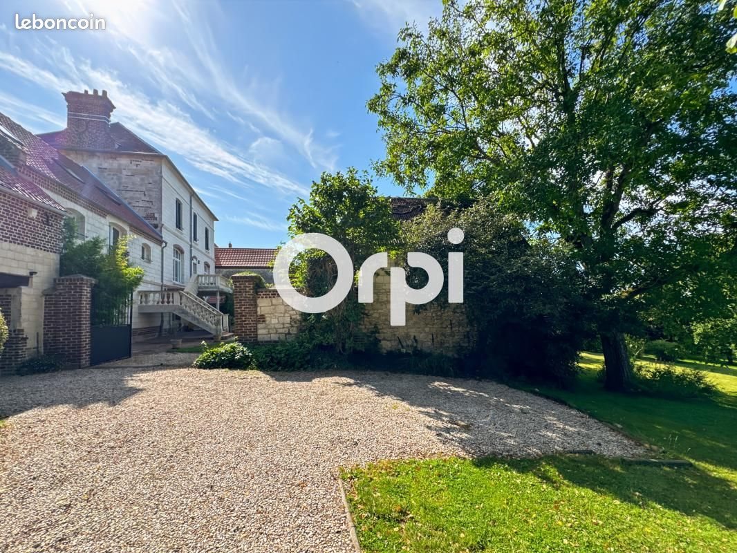 Maison à vendre, 294m², Mont-Saint-Eloi