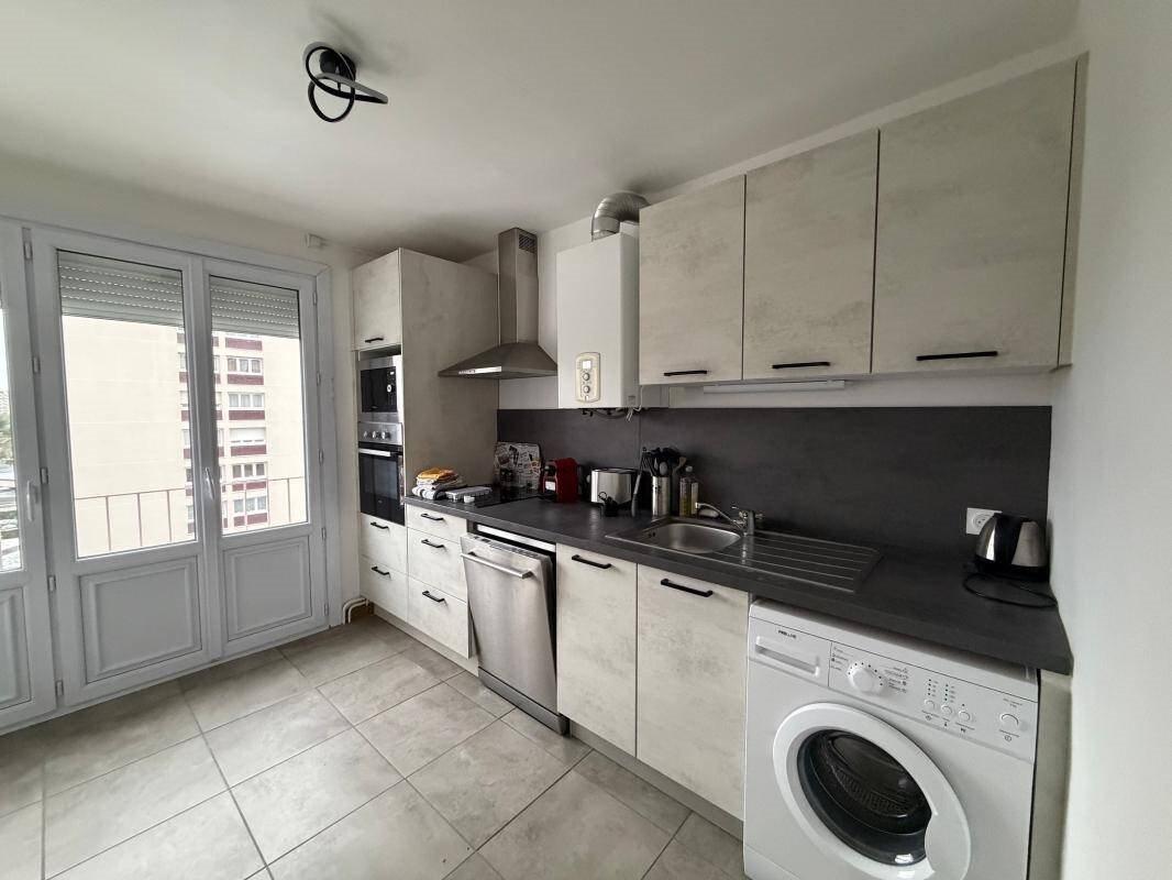 Appartement à louer, 44m², Saint-Etienne