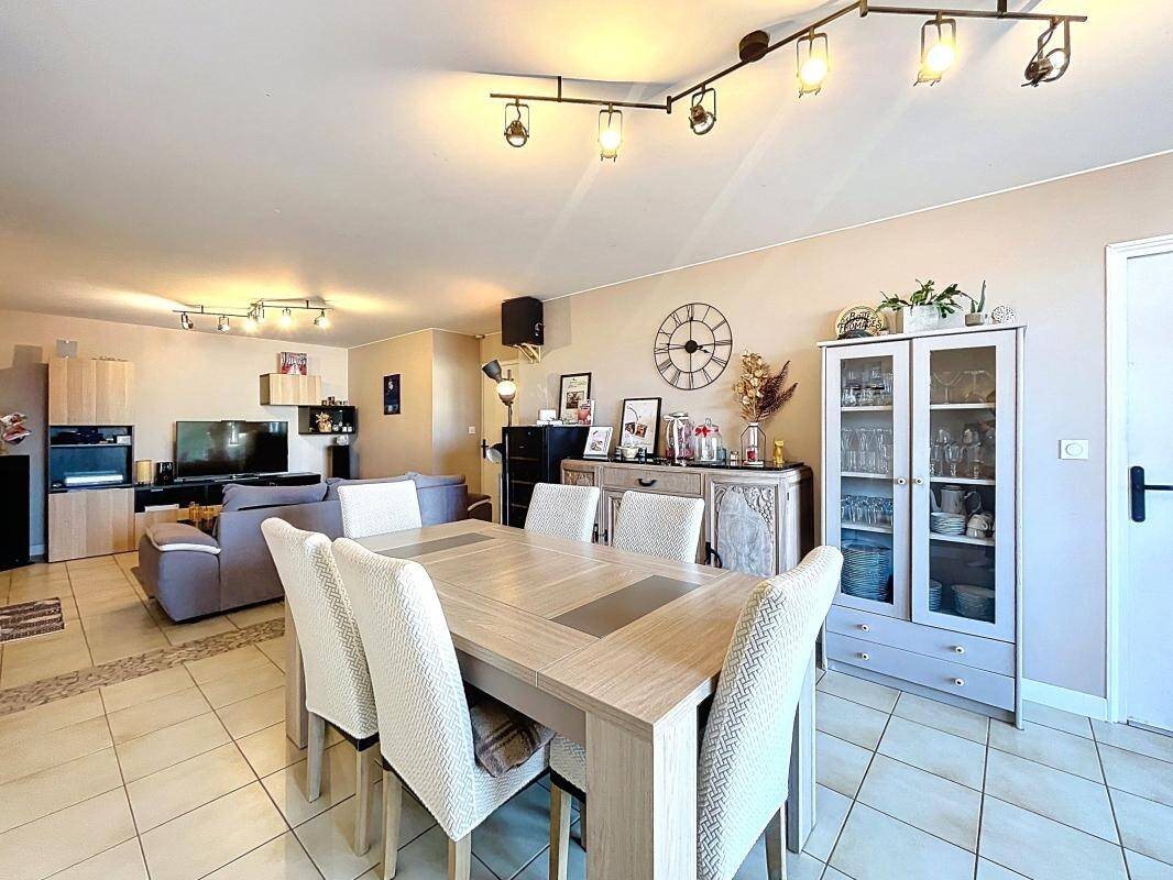 Appartement à vendre, 82m², Saint-Etienne