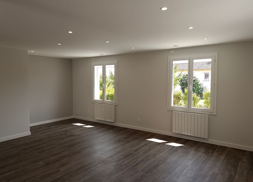 Maison à louer, 61m², Mamers